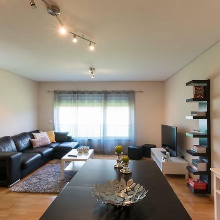 Casa Do Pico Do Salomao Apartment ปอนตาเดลกาดา ภายนอก รูปภาพ