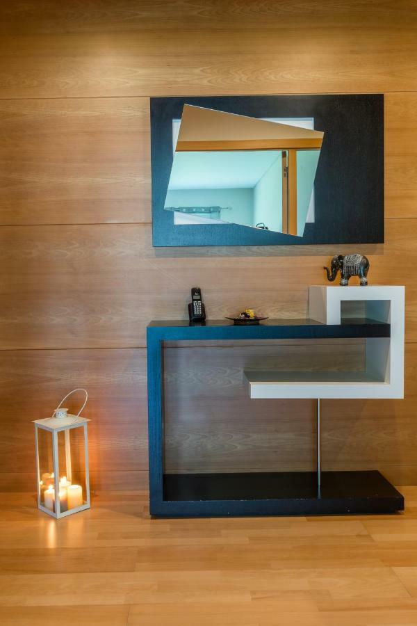 Casa Do Pico Do Salomao Apartment ปอนตาเดลกาดา ภายนอก รูปภาพ