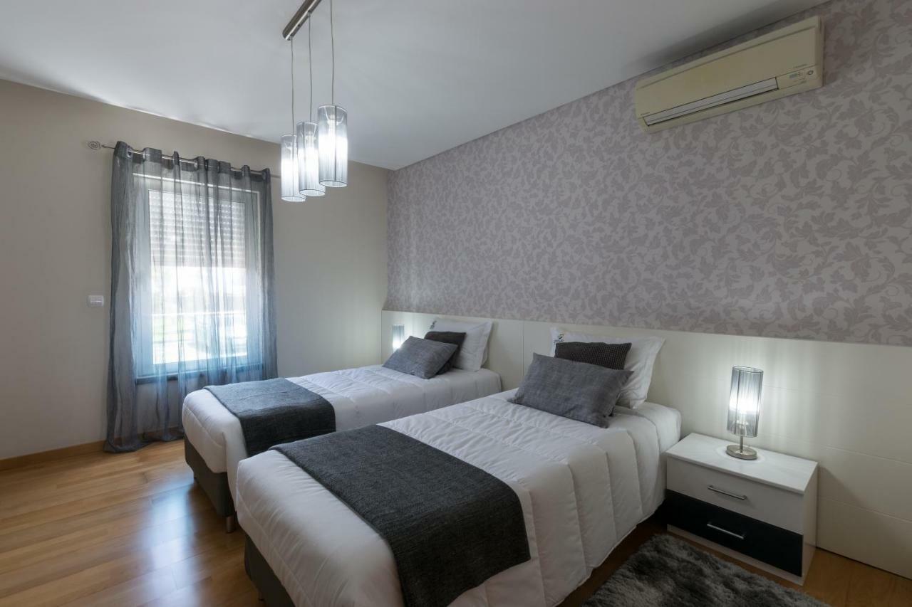 Casa Do Pico Do Salomao Apartment ปอนตาเดลกาดา ภายนอก รูปภาพ