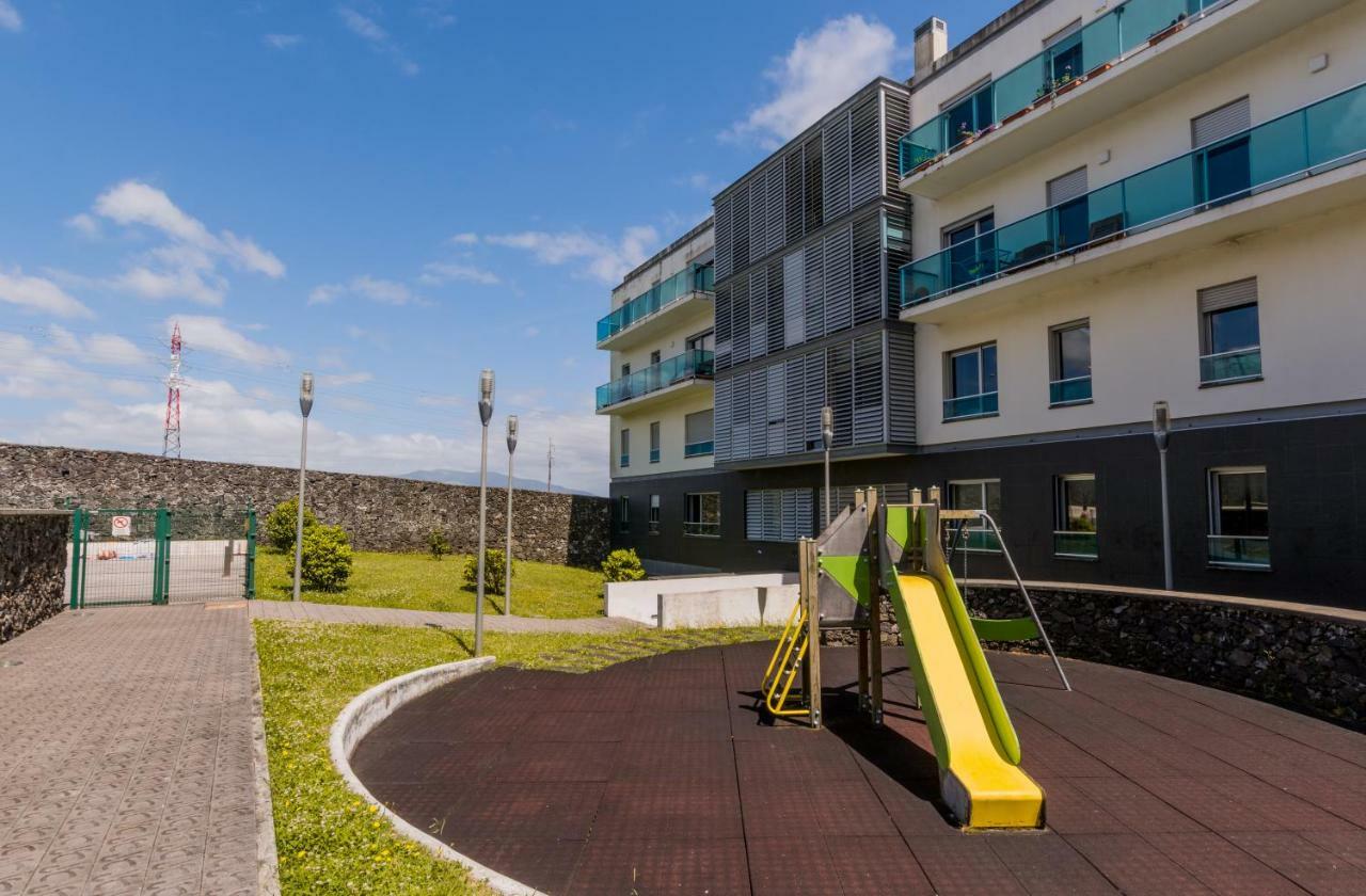 Casa Do Pico Do Salomao Apartment ปอนตาเดลกาดา ภายนอก รูปภาพ
