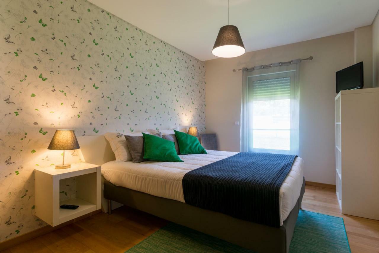 Casa Do Pico Do Salomao Apartment ปอนตาเดลกาดา ภายนอก รูปภาพ